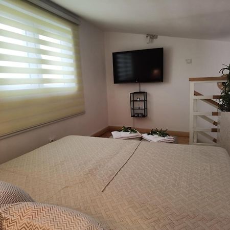 Zona Apartments 2 Zrenjanin Extérieur photo